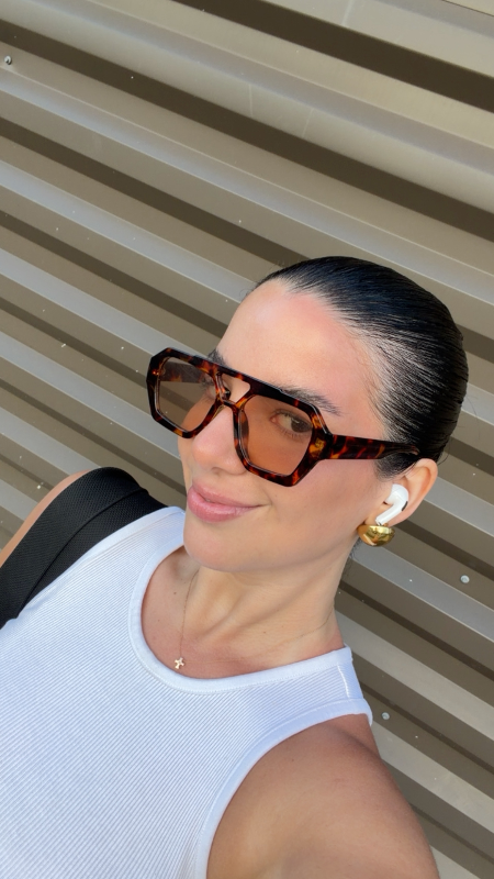Isabel Carlota R.