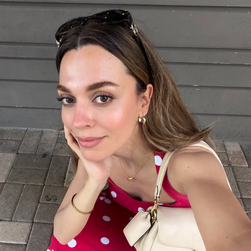 Bella Tugce K.