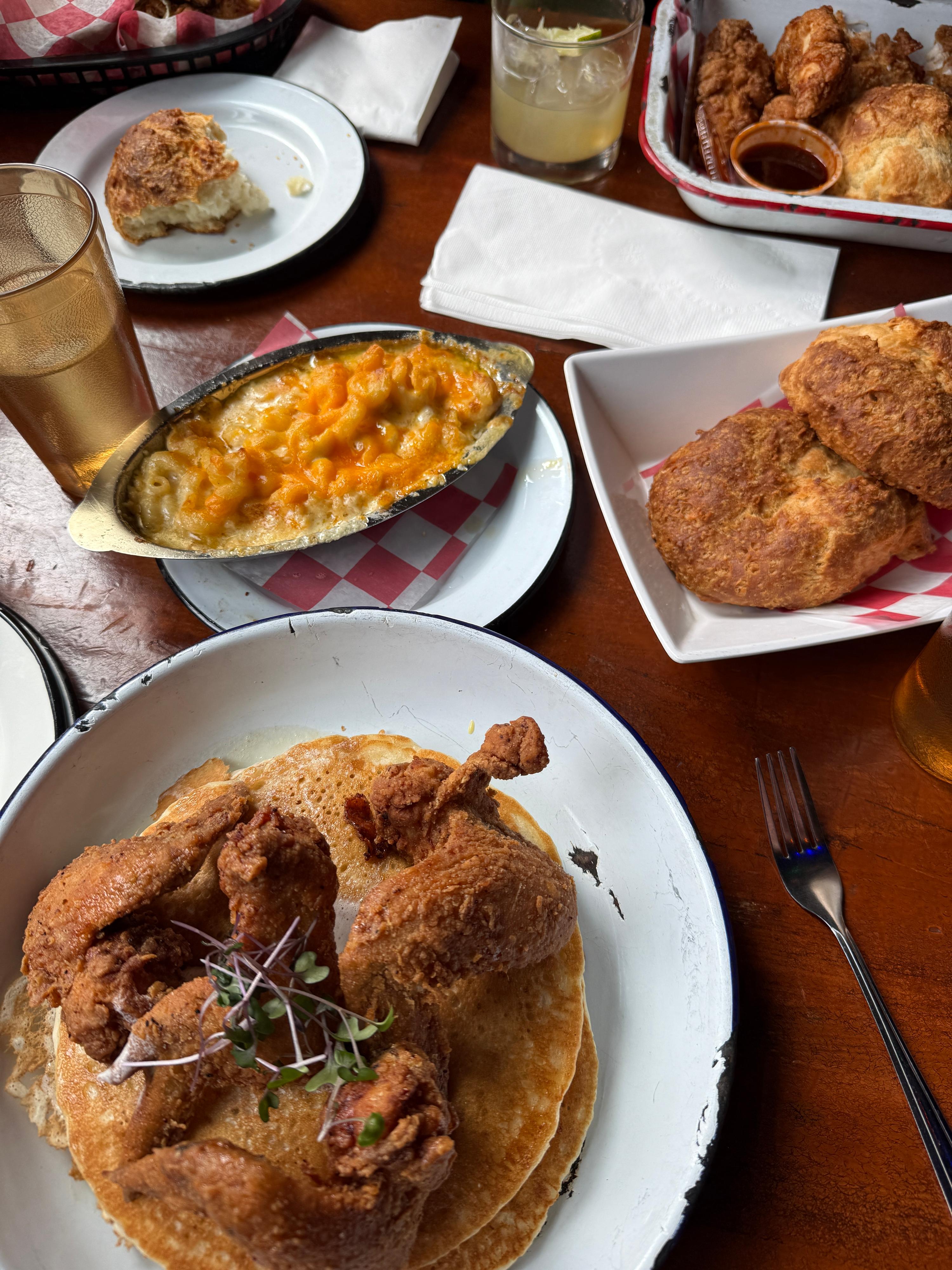 Ina Mae Tavern & Packaged Goods