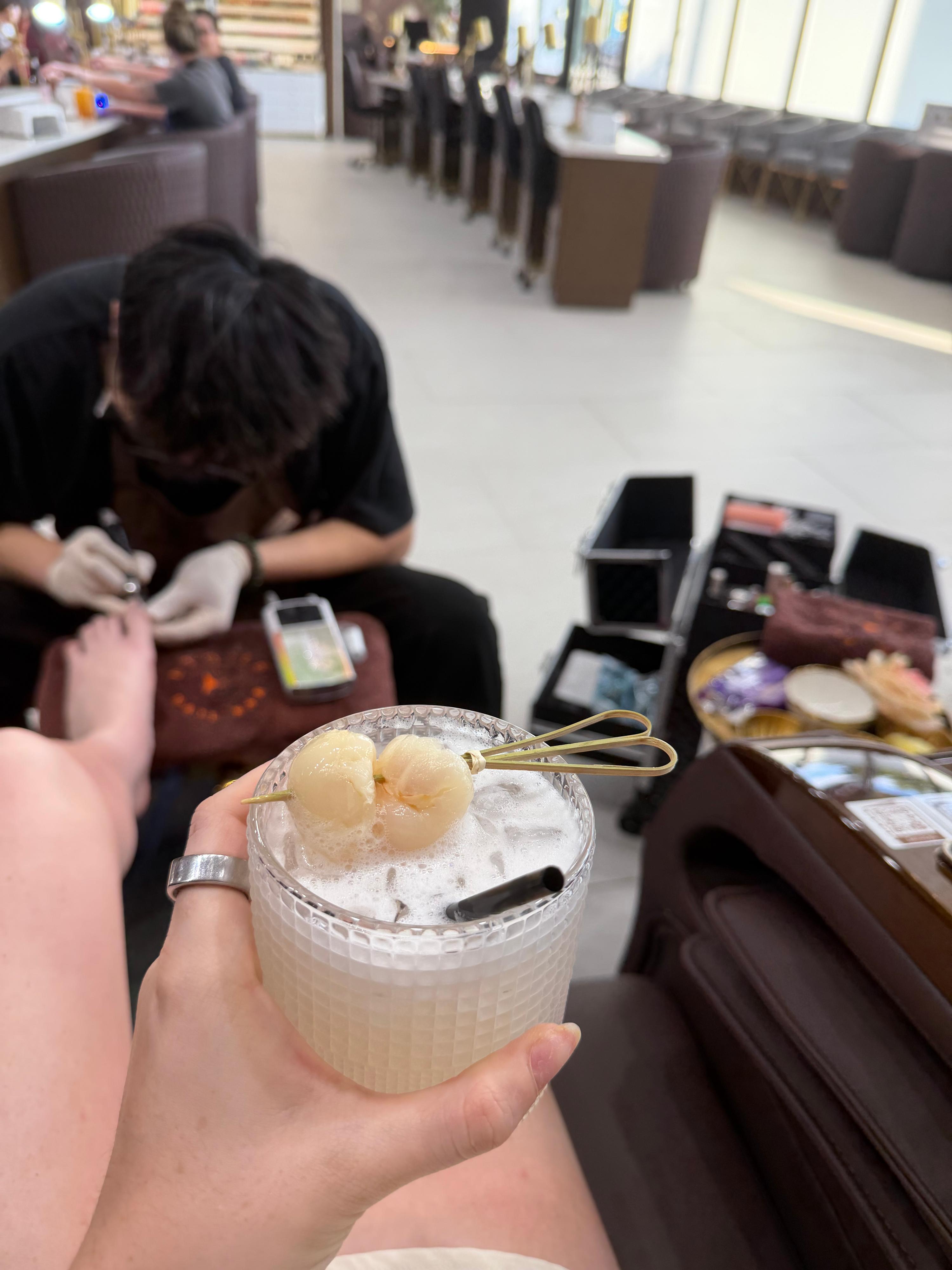 Etolie Nail Bar