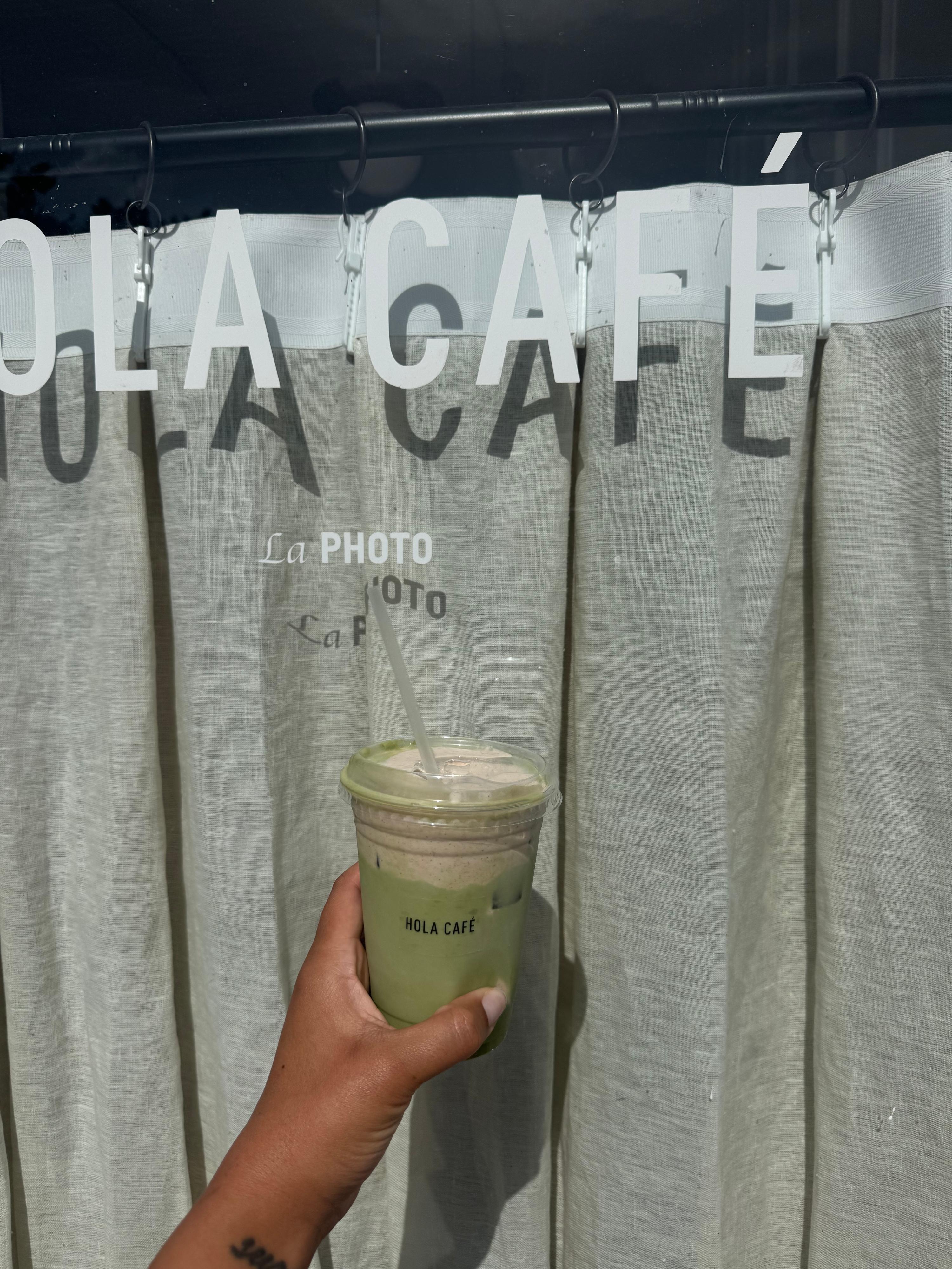 Hola Cafe