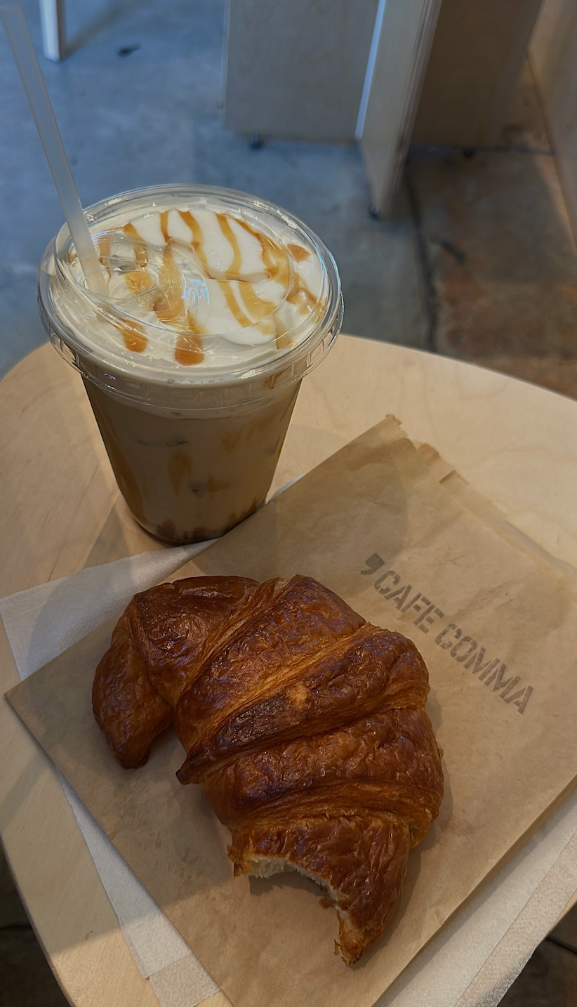 Cafe Comma
